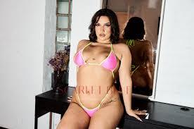 Georgia Foxy independent private escort - Scarlet Blue