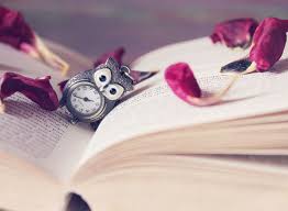 Ver más ideas sobre chica leyendo, ilustraciones 38972 chica imágenes de fondo y fondos de pantalla hd. Pin De Arlette Vidal En Owl Accessories Papeles Tapizas De Epoca Fotos De Amor Imagenes En Hd