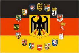 Die flagge ist mit metallösen zum aufziehen am mast versehen. Flaggenparadies Deutschland Flagge Mir Adler Und Wappen Aller 16 Bundeslander Fahnen Aus Aller Welt Bei Flaggenparadies De