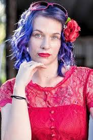 Amanda Enfinger's Instagram, Twitter & Facebook