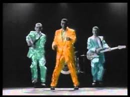 Fine Young Cannibals She Drives Me Crazy Official Video I Pinimg Com Originals 85 00 02 8500025e8fafc4a