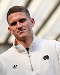 Hoos back. Previous all-conference @fishercamac is bringing a daunting  presence back to the defensive line #GoHoos 🔶⚔️🔷