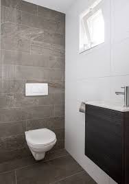 badkamertegels wandtegels voor de badkamer kroon badkamer badkamer betegelen kleine toiletruimte