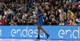 International Big Man Sayon Keita Commits to UNC