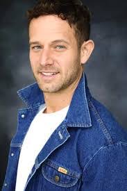 Hunter Burke's Instagram, Twitter & Facebook