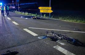 Landesstrasse 1177 Bei Weissach Vw Fahrer Ubersieht 33 Jahrigen Auf Rennrad Radler Schwer Verletzt Landkreis Ludwigsburg Stuttgarter Zeitung