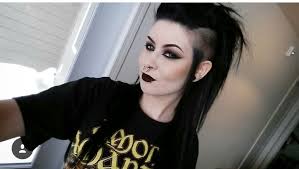 Long Hair Shaved Sides Long Mohawk Gothic Punk Hairstyles Goth Hair Shaved Side Hairstyles Long Hair Shaved Sides