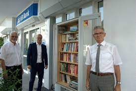 Over the time it has been ranked as high as 356 699 in the world, while most of its traffic comes from germany, where it reached as high as 15 395 position. Hvo Und Vr Bank Stellen Den Offentlichen Bucherschrank Vor Nr Kurier De