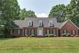 203 Sue Ellen Ct Gastonia Nc 28056 Home For Sale And Real Estate Listing Realtor Com Real Estate Listings Home House Styles