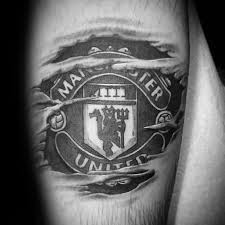 Jose mourinho shows off his new paul pogba tattoo (image: 40 Manchester United Tattoo Designs Fur Manner Fussball Ideen Mann Stil Tattoo Man Utd Tattoo Tattoo Designs Men Sleeve Tattoos