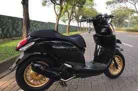 Kisaran 3 Jutaan Untuk Modifikasi Honda Scoopy Bertampang Ala Skutik Cafe Racer Gridoto Com