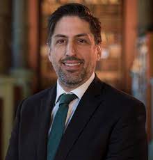 Este miércoles, trotta afirmó que las restricciones no debían comenzar por el cierre de las escuelas como primera medida, al encabezar el consejo federal de educación (cfe). Nicolas Trotta Wikipedia