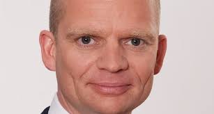 Bayer und Büchi kommen, Knepper geht