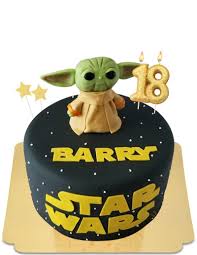 Lego star wars anniversaire des 15 ans. Gateau Yoda Star Wars Sur Ciel Etoile Vegan Sans Gluten