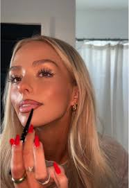 Miranda Stay Classy Lipstick