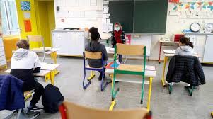 La scuola italiana vittorio montiglio busca formar personas integrales, de espíritu emprendedor e innovadoras, con una identidad cultural amplia, forjada por la. Coronavirus Scuola Linee Guida Pronte Ma Adesso E Rebus Sul Ritorno In Classe Ecco Perche Ilmeteo It