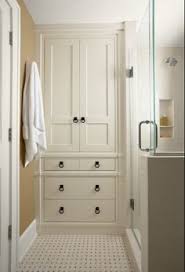 Floor To Ceiling Linen Closet Custom Floor To Ceiling Bathroom Cabinet Offers Plen Bathroom Renovation Trends Bathroom Cabinets Designs Bathroom Tall Cabinet