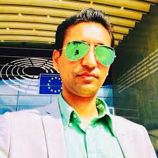 Jonathan Ross: 🗣️ 'When you start moving