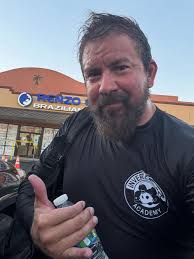 What a great shot of one of my Kenpo instructors, Mr. Greg Hildebrand circa  1996 in my first Kenpo studio!