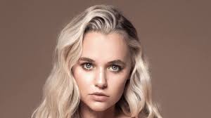 Madison Iseman, 'I Know What You Did Last Summer' Star, Signs With APA