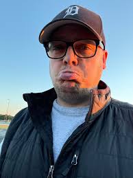 A guy just wanted some pizza for breakfast…