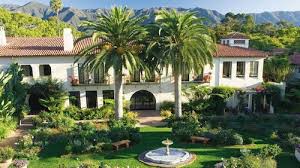 Included in the booking is a kitchen, outdoor space, tables. 10 Best Wedding Venues In Southern California
