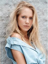 Patricia Werle's Instagram, Twitter & Facebook