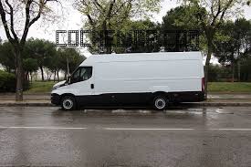 Transportes Realizados En Furgoneta Grande Iveco Daily Transporte Medios De Transporte Furgoneta