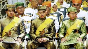 His royal highness was appointed as the senior minister at the prime minister's office on 24 may 2005. Singapore Extends Condolences To Sultan Of Brunei Following Death Of Son Cna