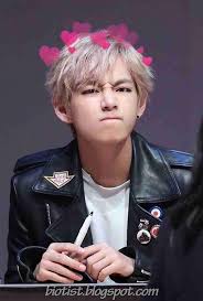 Also, read more about his. Jungkook And V Cute Moments Army S Amino