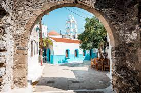 Mit dem boot gelangen sie auf die kleine vulkaninsel, deren eindrucksvollen krater sie besteigen können. Nisyros Unsere 11 Highlights Der Nachbarinsel Von Kos