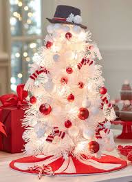 26 Inexpensive Christmas Tree Decoration Ideas Christmas Celebration All About Christmas Mini Christmas Tree Decorations Christmas Tree Crafts Mini White Christmas Tree
