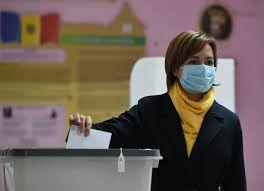 Unirea moldovei cu românia este calificată de alexei tulbure drept „un scenariu politic ipotetic real, însă doar „pe fundalul unei catastrofe. Maia Sandu Pro Unirea Republicii Moldova Cu Romania Igor Dodon JurÄƒminte Rusiei