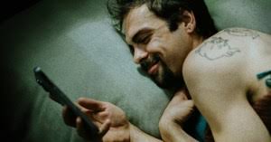 Fall In Love or Scratch Your Head to Urochromes