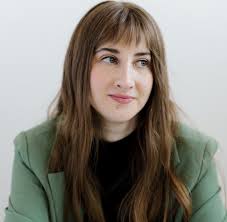 Miranda Schreiber's Instagram, Twitter & Facebook