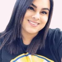 Jasmin Linares's Instagram, Twitter & Facebook