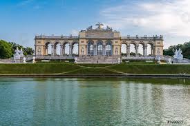 Maybe you would like to learn more about one of these? Gloriette Im Schonbrunner Garten Foto Vorratig Crushpixel