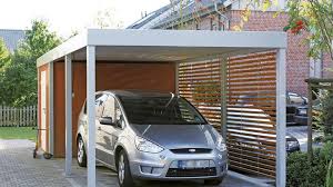 Penggunaan batu alam sendiri adalah salah satu material yang memberikan kesan alami dan sangat dekoratif. Tips Memilih Lantai Carport Untuk Rumah