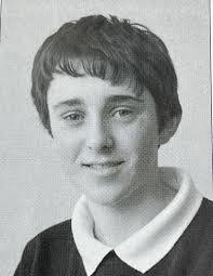 Leanne Cartwright's Instagram, Twitter & Facebook