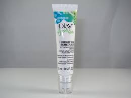 Awakening eye cream combines patented ingredients with peptide technology to improve and smooth the sensitive eye area, visibly reducing the appearance of lines, wrinkles and dark circles. Olay Fresh Effects Eye Awakening Cream Review Swatches Musings Of A Muse