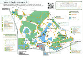 Ga op safari, speel een partijtje bowling, of doe juist even helemaal niets en ontspan op het terras van uw luxe lodge of safaritent met uitzicht op de savannen. Anholter Schweiz Wildlife Park Biotopwildpark About Zoos