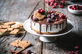 weihnachts eistorte mit spekulatius eistorte dessert ideen lebensmittel essen