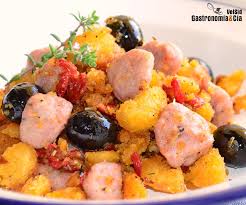 Migas Con Butifarra Y Pimientos Del Piquillo Receta Butifarra Receta De Miga Recetas De Comida