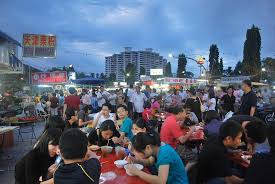 The road is also one penang's most popular tourist destinations. Gurney Drive Penang Gurney Drive Hawker Centre Or Pusat Penjaja Anjung Gurney Is One Of The Largest And Most Well Known Eatery In Penang It Has Been Relocated A Few Times And