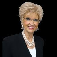 Barbara Gill's Instagram, Twitter & Facebook