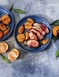 Magret De Canard Et Clementines Roties Au Miel Pour 4 Personnes Recettes Elle A Table Recette Magret De Canard Recettes De Cuisine Recette Magret De Canard
