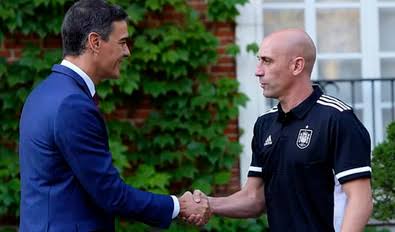 La presión sobre Rubiales y el aviso de Pedro Sánchez: "Sus disculpas no  son suficientes"