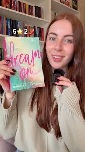 Last, now, next 📚⭐️🔥 Last 📖June First by Jennifer Hartmann 4.5⭐️ 3🌶️  Now 📖 Skies Over Caledonia by Samantha Young (ARC) Next 📖 The Wicked  Prince by Claire Contreras What about you?