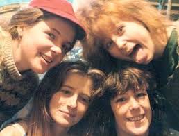 Top all girl artists