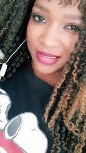 Karlee Knowles's Instagram, Twitter & Facebook